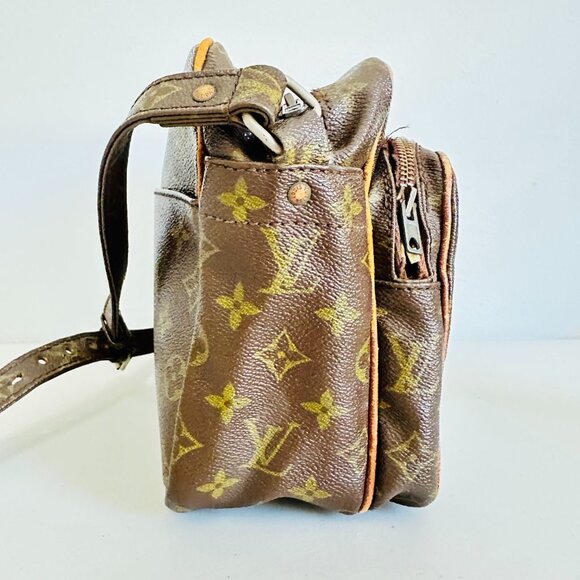 AUTHENTIC LOUIS VUITTON MONOGRAM CANVAS NILE MESSENGER BAG VINTAGE - Picture 4 of 16